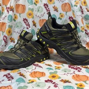 Salomon Men's Olive and Black Athletic Shoes